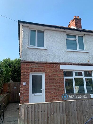 3 Bedroom Semi-Detached House To Rent In Harding Road, Ryde, PO33