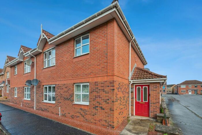 2 Bedroom End Of Terrace House To Rent In Bell Court, Falkirk, Falkirk, FK2