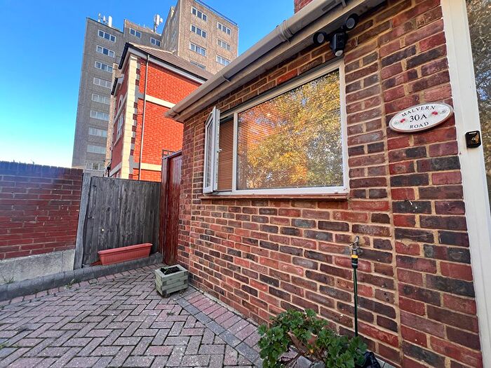 Studio To Rent In Malvern Road, Southsea, PO5