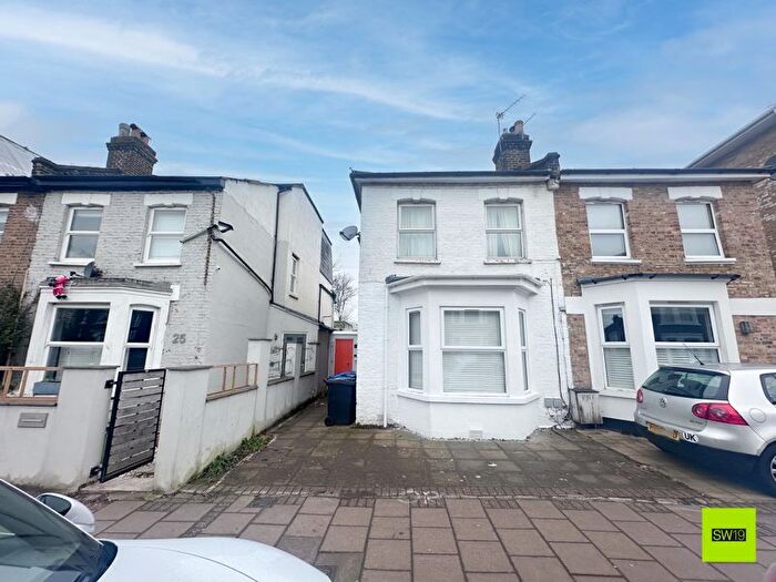 1 Bedroom Flat To Rent In Hartfield Crescent, London, SW19