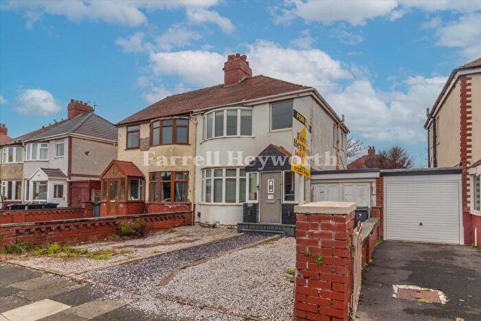 3 Bedroom Semi Detached House For Sale In Alderley Avenue, Blackpool, FY4