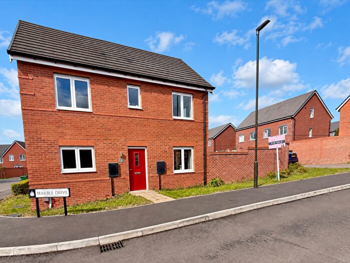 3 Bedroom Detached House For Sale In Marble Drive, Swadlincote, DE11