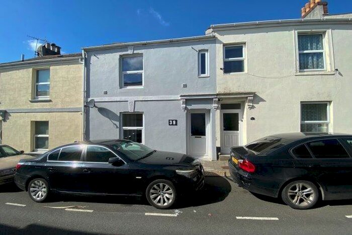 3 Bedroom Property To Rent In Providence Street, Plymouth, PL4
