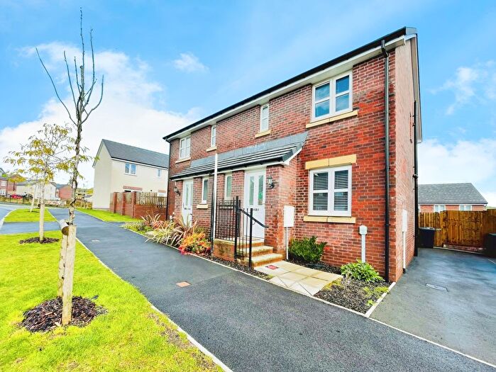 3 Bedroom Semi-Detached House To Rent In Carn Y Cefn, Ebbw Vale, NP23
