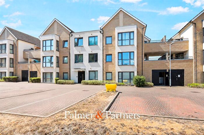 2 Bedroom Apartment For Sale In Venture Chase, Mile End, Colchester, Essex, CO4