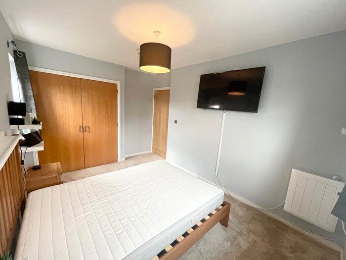 2 Bedroom Apartment To Rent In Serif Close, Carrington Point, NG5