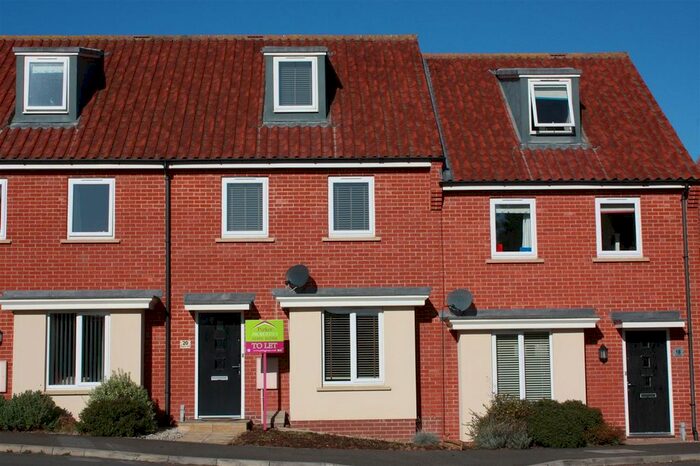 3 Bedroom Terraced House To Rent In Knights Way, St. Ives, Huntingdon, PE27