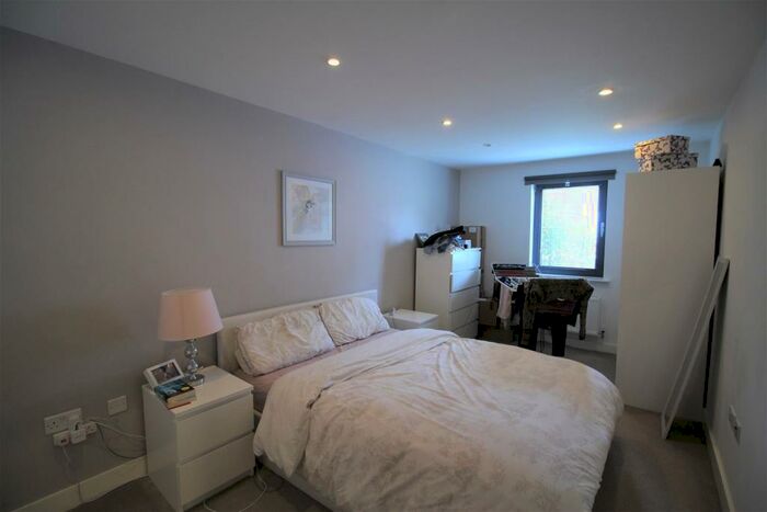 2 Bedroom Flat To Rent In Arabella Court London Road North End Portsmouth Hampshire, PO2