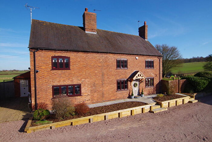 5 Bedroom Detached House For Sale In Hobb Lane, Marchington, ST14