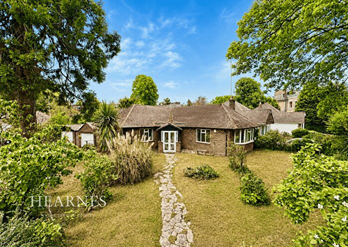 3 Bedroom Detached Bungalow For Sale In Knole Gardens, East Cliff, Bournemouth, BH1