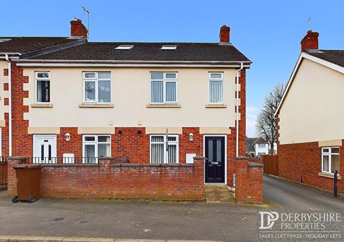 3 Bedroom Town House For Sale In New Lawn Road, Ilkeston, DE7