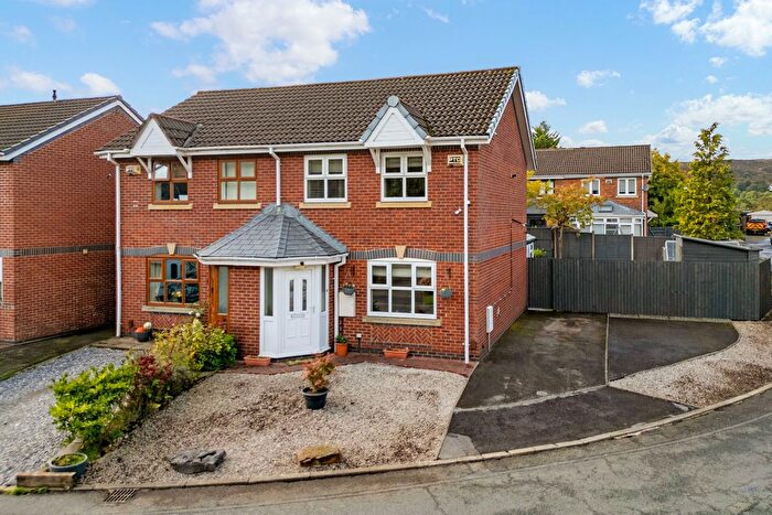 2 Bedroom Semi-Detached House For Sale In Pitcombe Close, Bolton, BL1