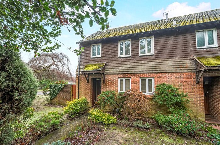 3 Bedroom End Terrace House For Sale In Woking, Surrey, GU21