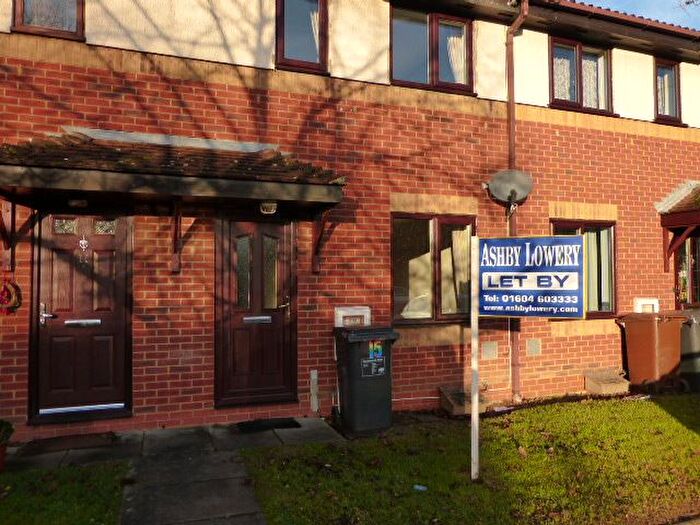 2 Bedroom Terraced House To Rent In Muncaster Gardens, Northampton, NN4