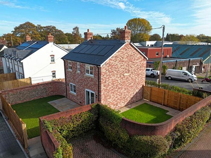 3 Bedroom Detached House For Sale In Churchill Gardens, Sturminster Marshall, BH21