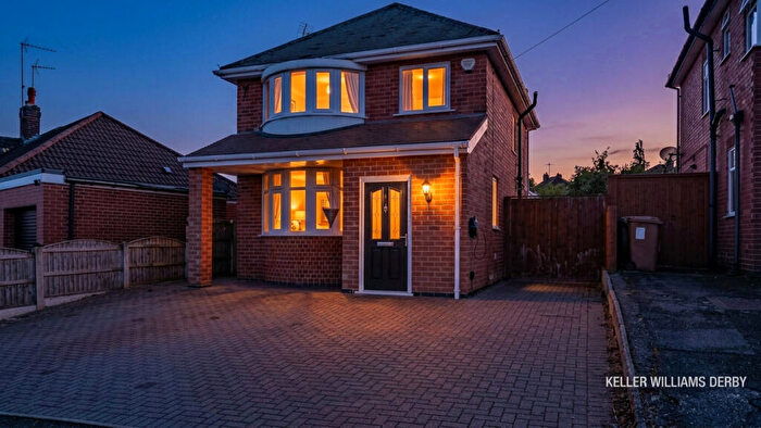 3 Bedroom Detached House For Sale In Elms Avenue, Derby, DE23