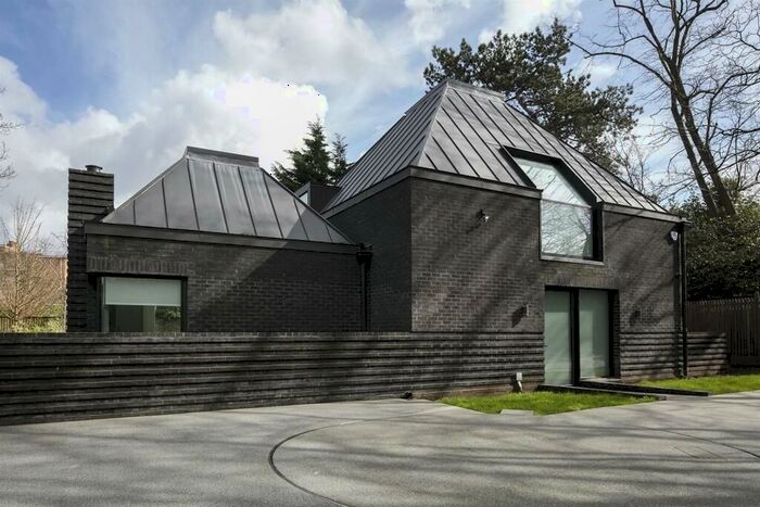 4 Bedroom Flat To Rent In Sydenham Hill, London, SE26