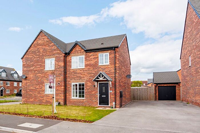 3 Bedroom Semi-Detached House For Sale In Coperland Crescent, Market Weighton, East Riding Of Yorkshire, YO43