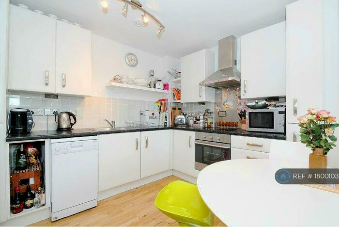 1 Bedroom Flat To Rent In Felstead Street, Hackney Wick, E9