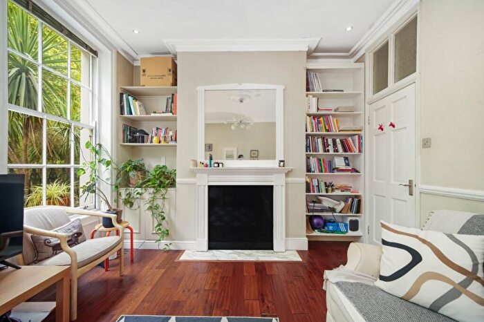 2 Bedroom Terraced House To Rent In Goldington Crescent, Kings Cross, NW1