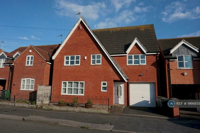 4 Bedroom Detached House To Rent In Pevensey Road, Loughborough, LE11