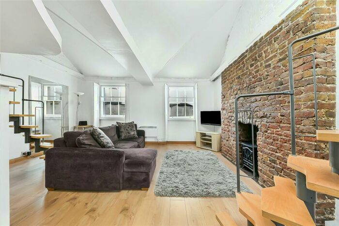 Apartment To Rent In Gloucester Place, London, NW1