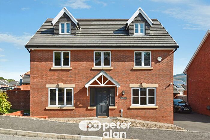 5 Bedroom Detached House For Sale In Rhodfa Cae Uchel, Aberdare, CF44