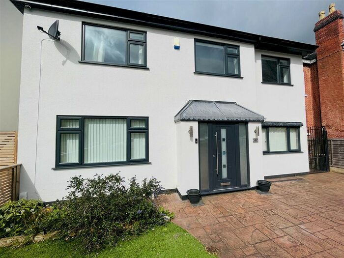 5 Bedroom Detached House To Rent In Queens Drive, Heaton Mersey, Stockport, SK4