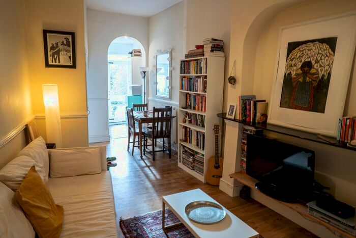 3 Bedroom Flat To Rent In Moray Road, London, N4