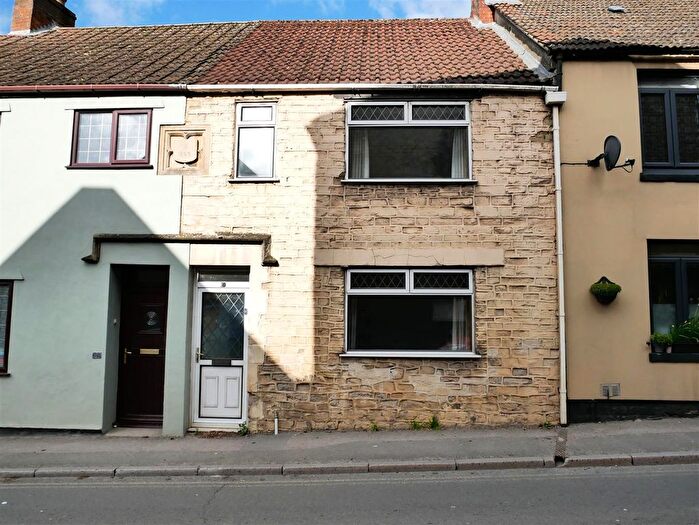 3 Bedroom Terraced House For Sale In New Road, Calne, SN11