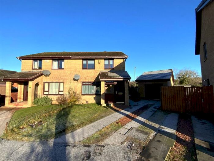 3 Bedroom Semi-Detached House To Rent In Teasel Avenue, Southpark Village, South, G53