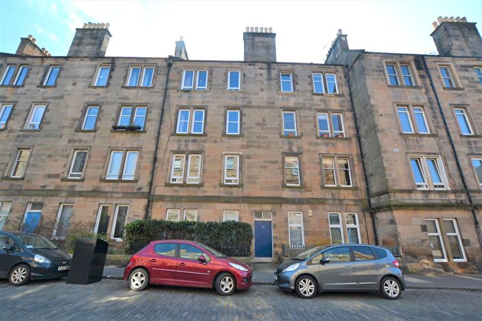 2 Bedroom Flat To Rent In Lorne Street, Edinburgh, EH6