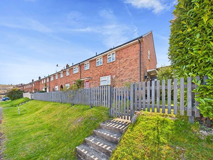 2 Bedroom End Of Terrace House For Sale In Eastfield Road, Princes Risborough, Buckinghamshire, HP27