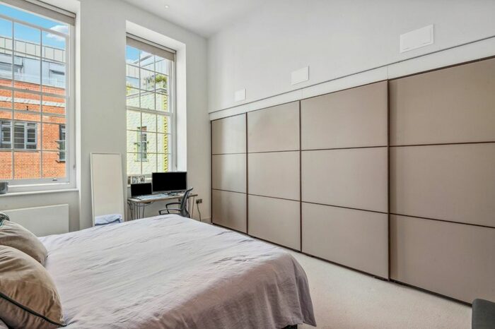 1 Bedroom Flat To Rent In Magistrates House, Market Place, TW8