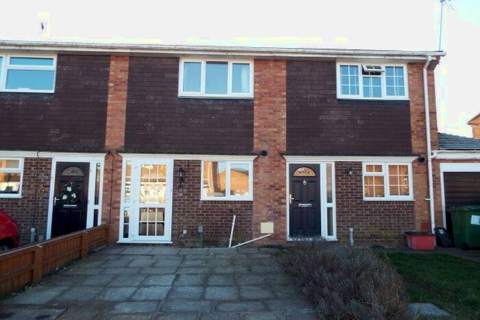 2 Bedroom Property To Rent In Firethorn Crescent, Leamington Spa, CV31