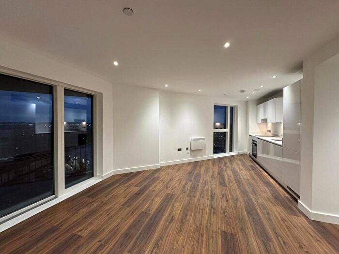 1 Bedroom Apartment To Rent In The Grand Exchange, Market Street, Bracknell, RG12