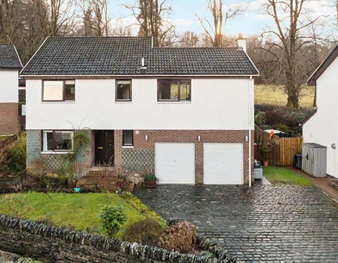 4 Bedroom Detached House For Sale In Castle Grove, Callander, FK17