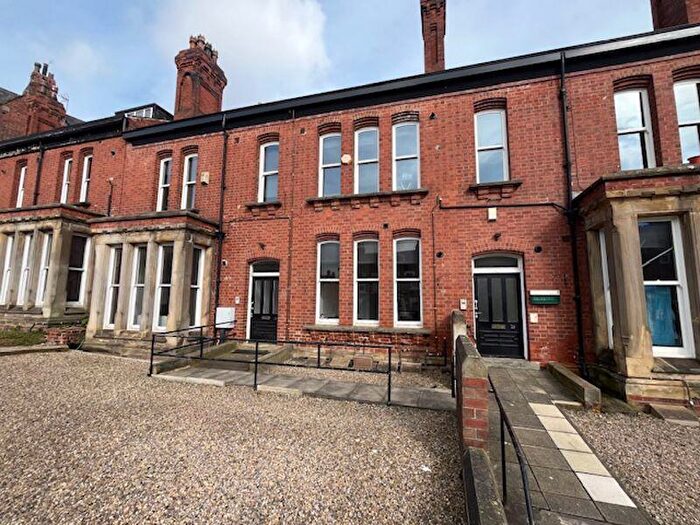 1 Bedroom Duplex To Rent In Clarendon Road, Leeds, LS2