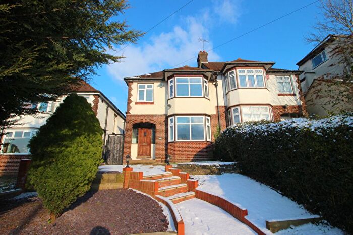 3 Bedroom Semi-Detached House To Rent In Stockingstone Road, Luton, LU2