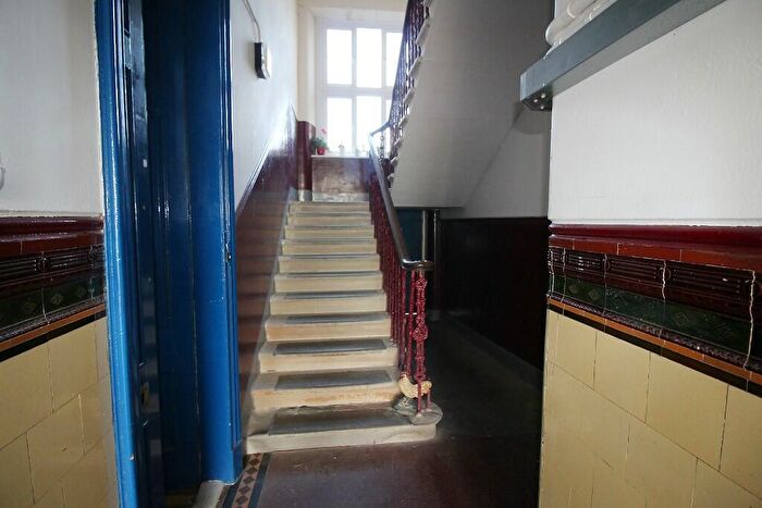 2 Bedroom Flat For Sale In East Clyde Street, Helensburgh, G84