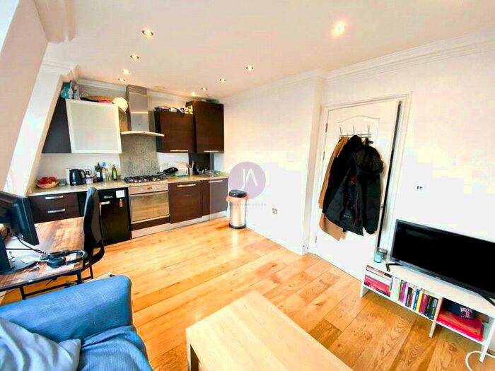1 Bedroom Apartment To Rent In Kentish Town Road, Kentish Town, London, NW5