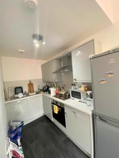 2 Bedroom Flat To Rent In Dowanhill Street, Partick, Glasgow, G11