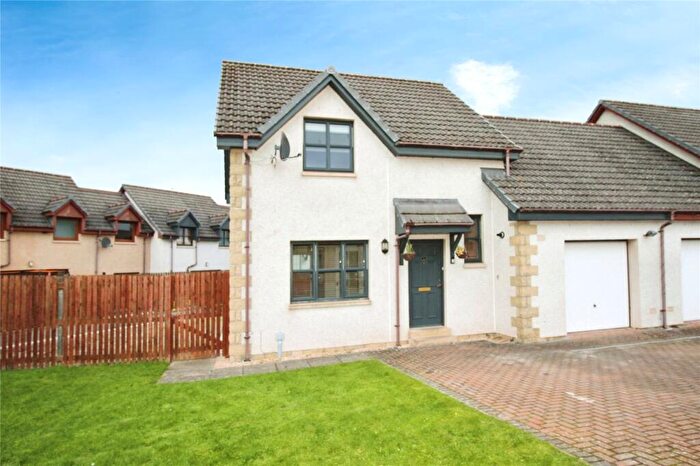 3 Bedroom Link Detached House To Rent In Bain Road, Elgin, Moray, IV30
