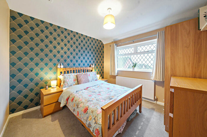 3 Bedroom End Of Terrace House For Sale In Parkville Place, Leeds, West Yorkshire, LS13