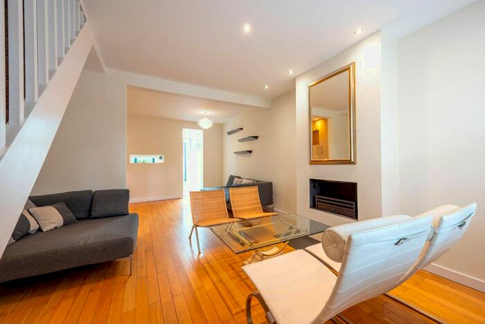 2 Bedroom End Of Terrace House To Rent In Bertram Cottages, Wimbledon, London, SW19