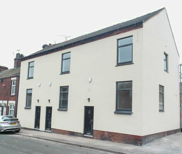 2 Bedroom Town House To Rent In Sun Street, Hanley, Stoke-On-Trent, ST1