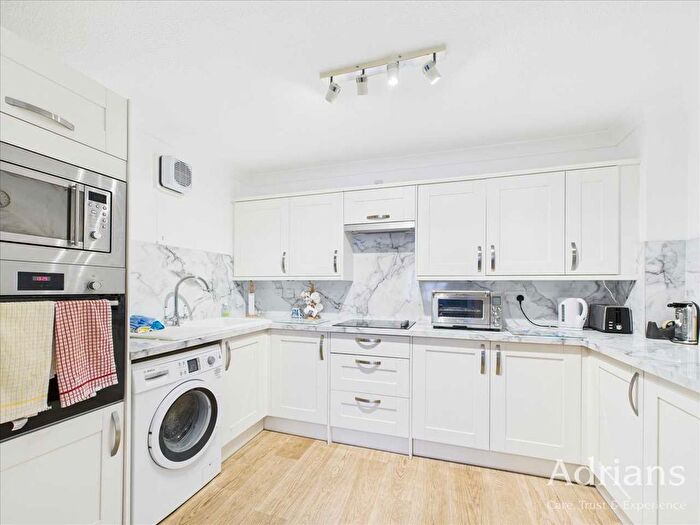 2 Bedroom Property For Sale In Havencourt, Victoria Road, Chelmsford, CM1