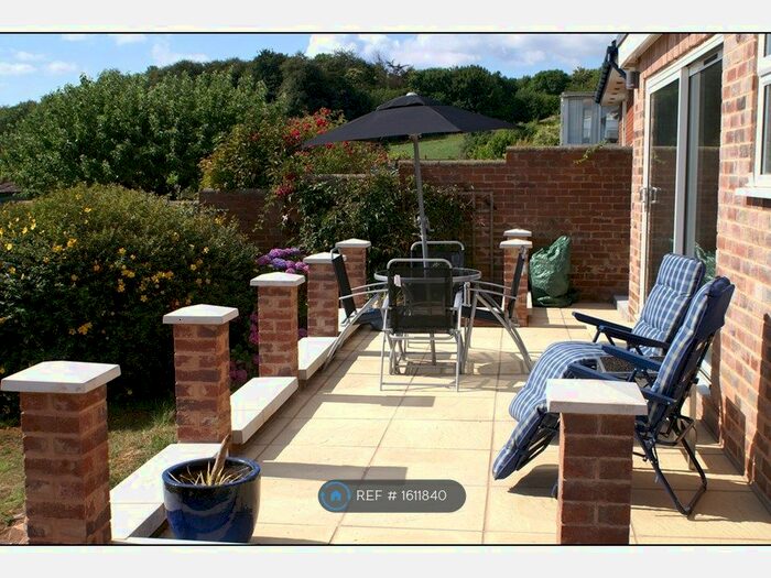 1 Bedroom Semi-Detached House To Rent In Cockwood, Cockwood, EX6