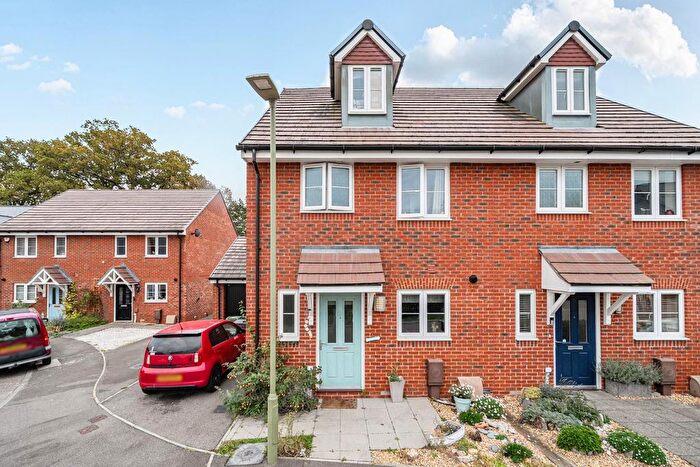3 Bedroom Semi-detached House For Sale In Harrison Way, Havant, PO9