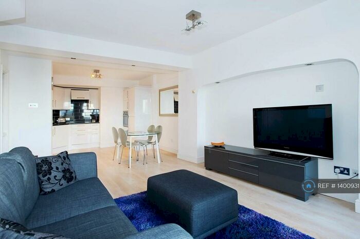 2 Bedroom Flat To Rent In Wapping Lane, London, E1W